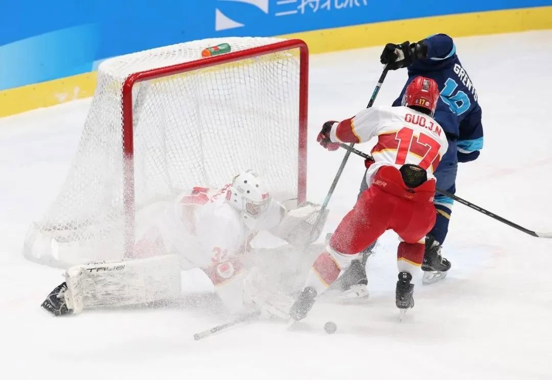 冰球总决赛即将打响,冠军归属成谜 冰球总决赛即将打响,冠军归属成谜