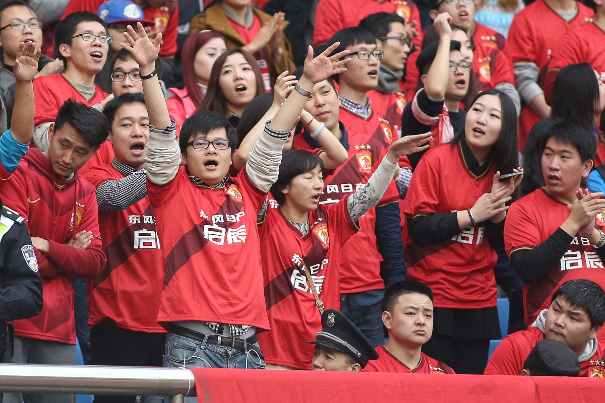 包含世界赛舞台，世界杯代表国家出征荣耀的词条