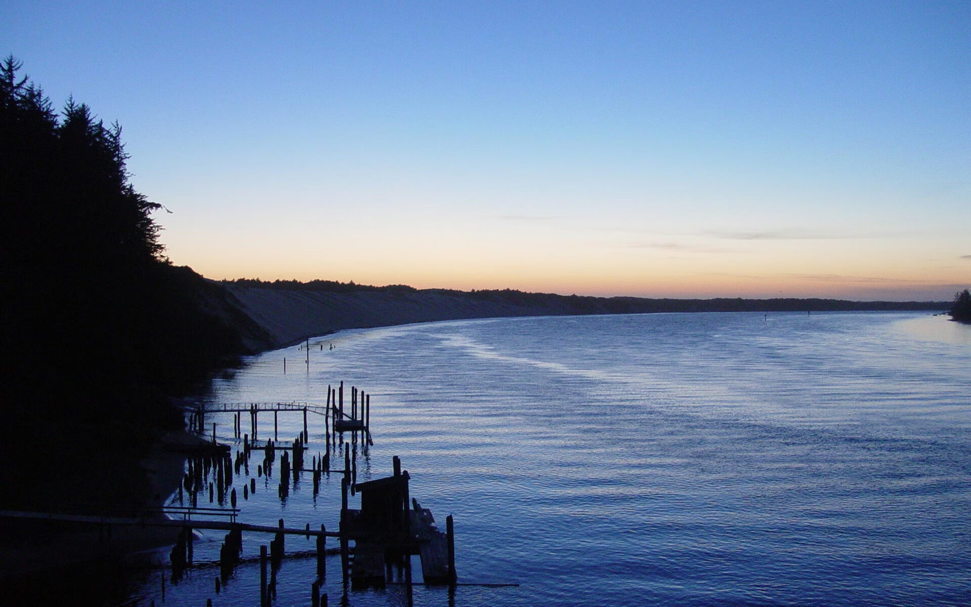 唯一性之战，拉文爆发下的马刺巅峰对决胜步行者