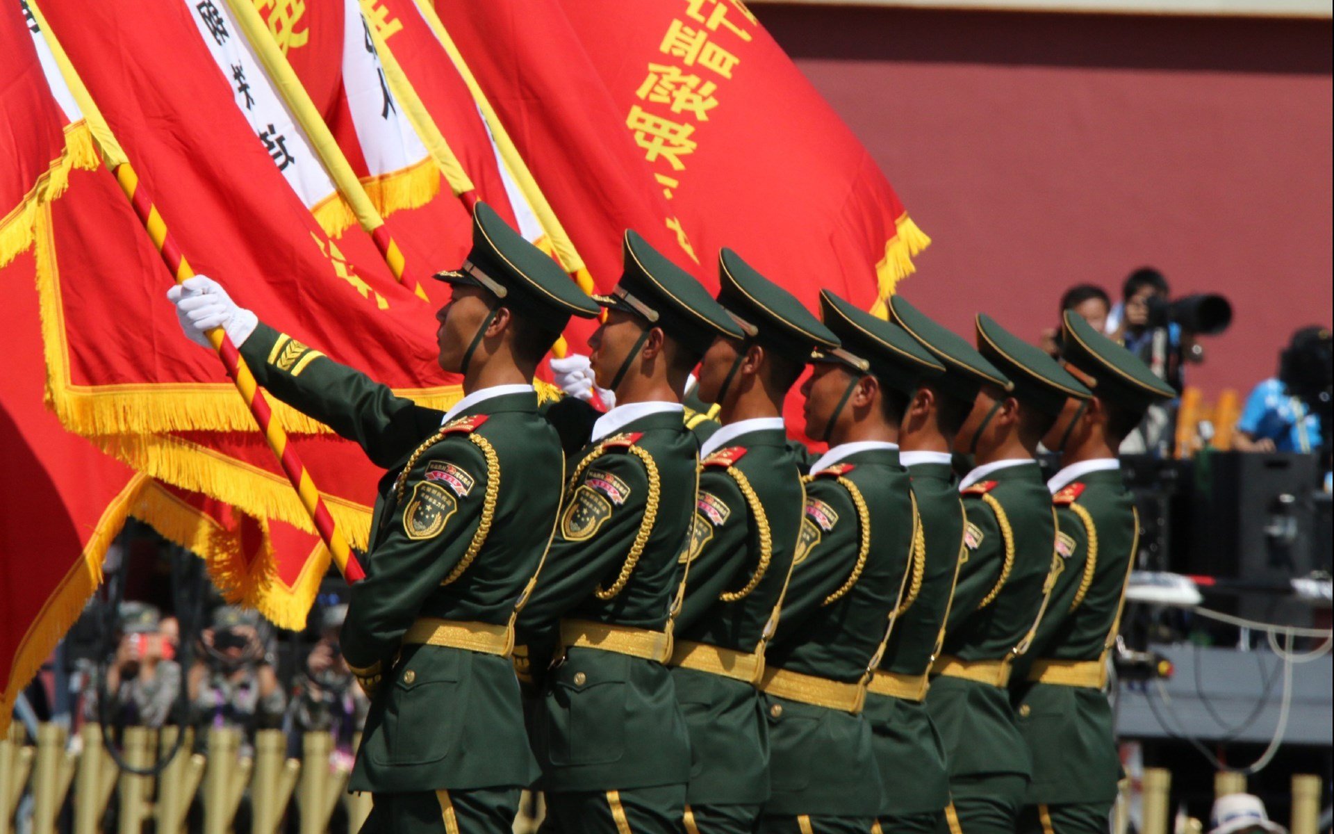 跨时空对决,米切尔活塞vs山西统治级数据颠覆篮球认知