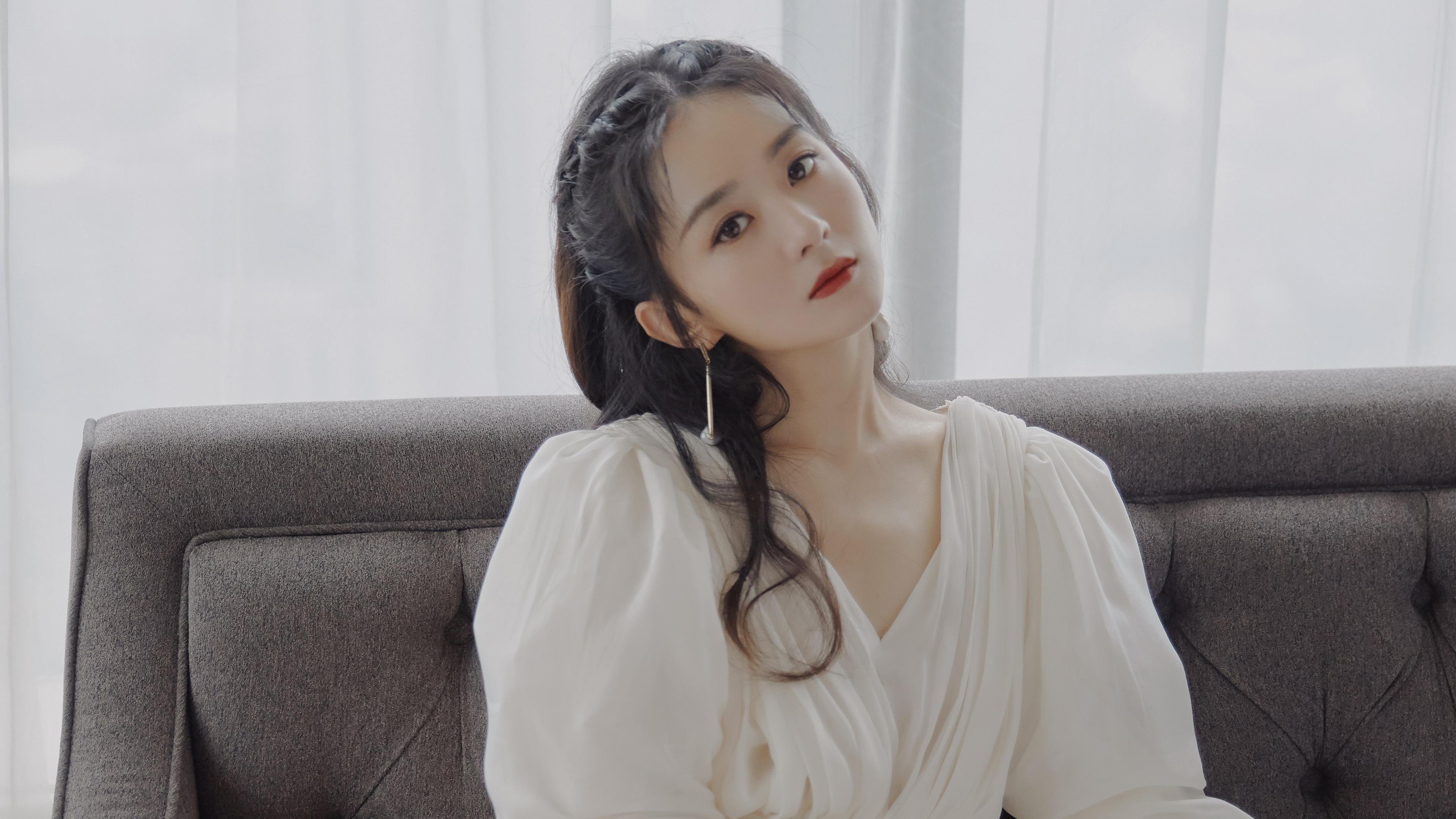 跨越时空的体育双城记,世界杯燃情美加墨,湖人终结快船改写洛城版图