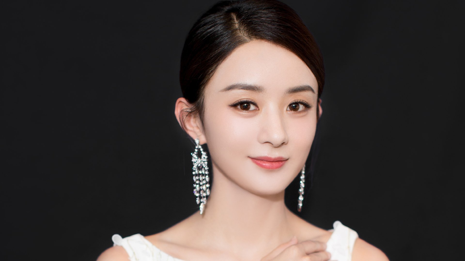 永恒山巅的回响，当湖人传奇映照哈登的河流