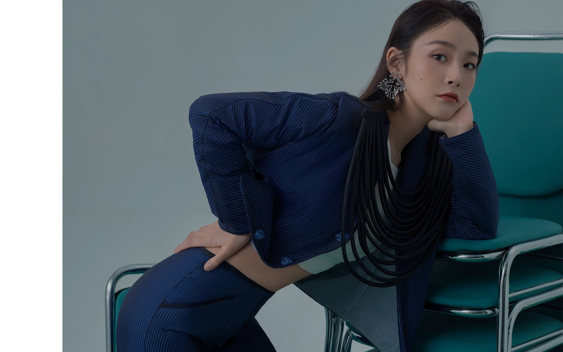 沙漠风暴席卷E组,归化神锋登贝莱三射一传,伊拉克碾压罗马尼亚创造历史